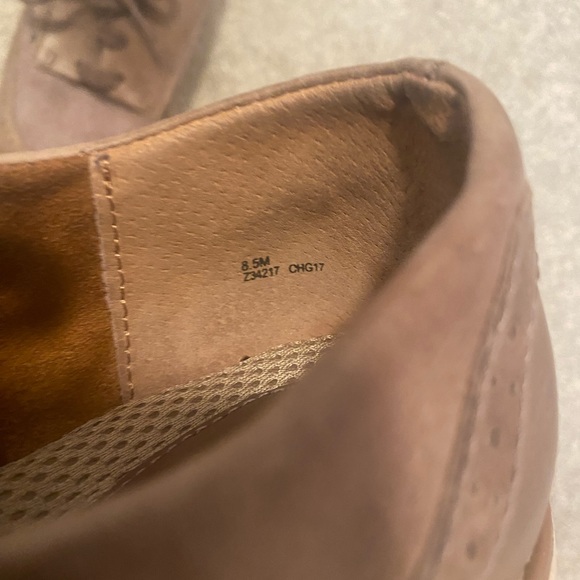 BOC Mens Size 8.5 Oxford Sneaker - Picture 3 of 6